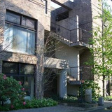 クレセントヒルズ南青山