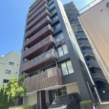 サーラ・プラティコ