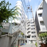 パークノヴァ神宮前