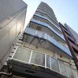 グラビスコート目黒